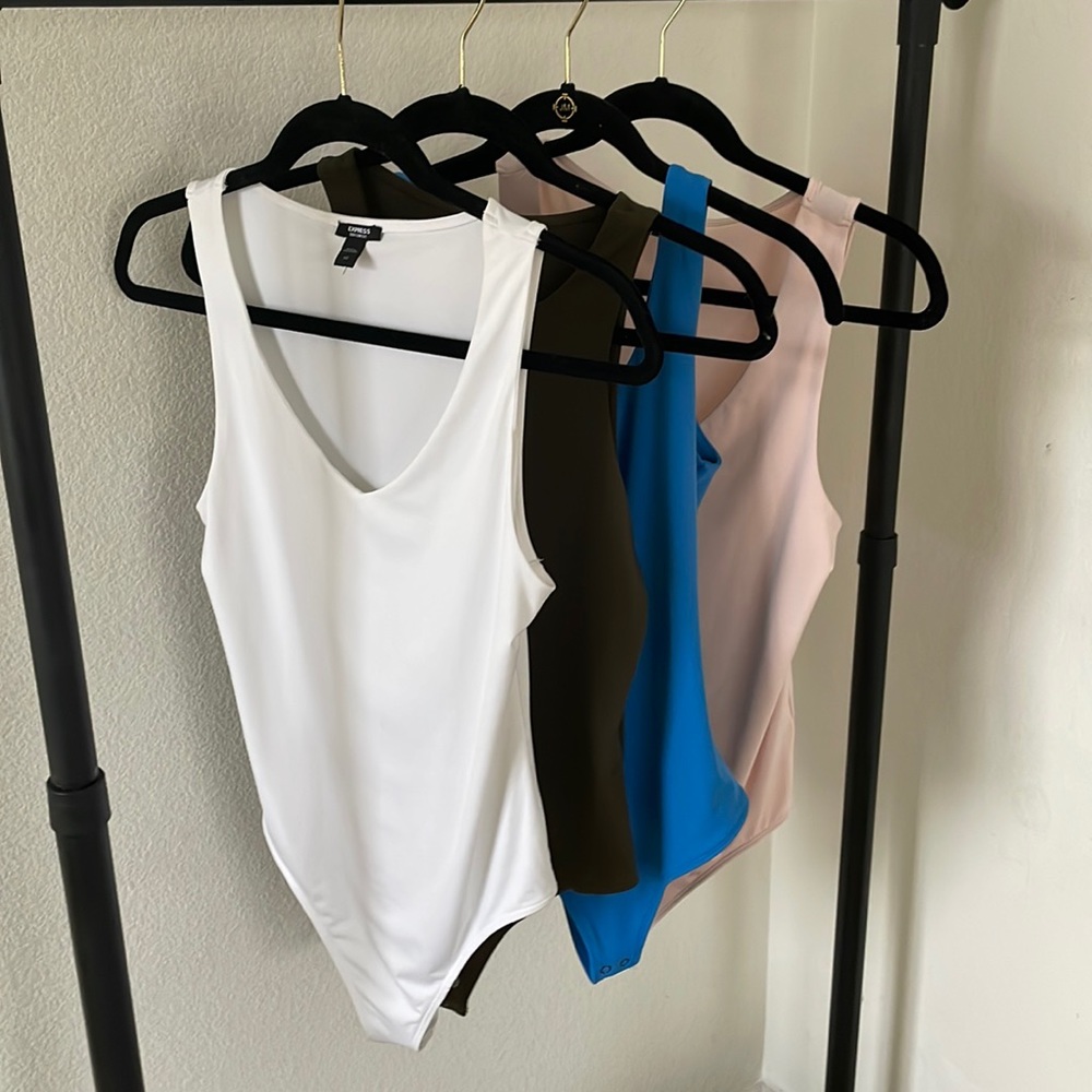 EXPRESS BODYSUITS BUNDLE 4 total sz XS and S